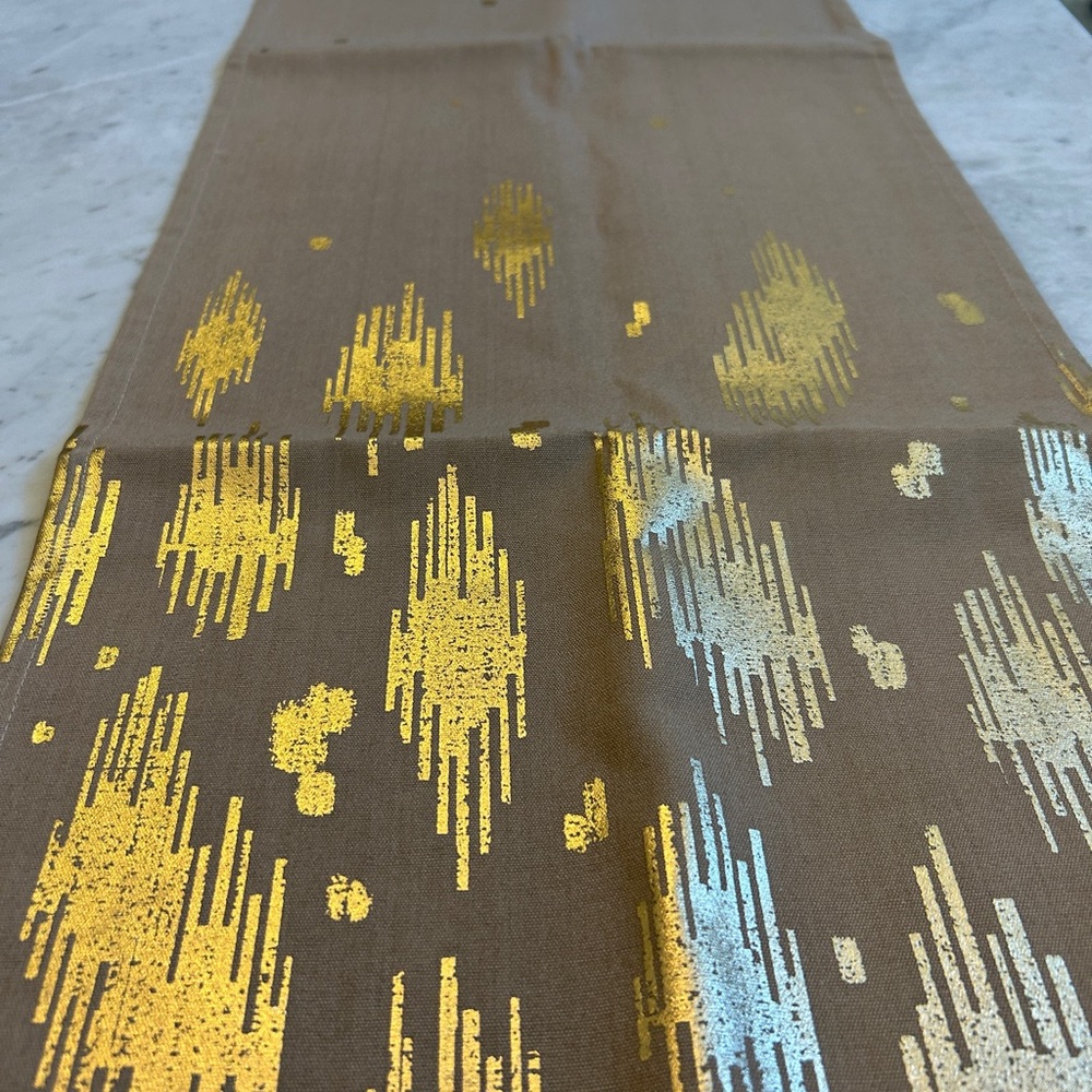 Table Runner by Simons - Picture 4 of 8